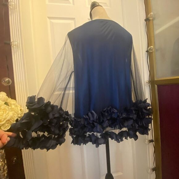 Hesperus deep blue petal blouse, L - Picture 9 of 13